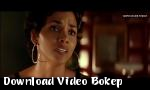 Nonton video bokep Halle Berry  Berkedip payudaranya di kolam renang  terbaru di Download Video Bokep