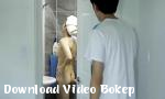 Nonton video bokep Son Membantu Step Mom Stretch gratis