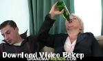 Video bokep Boozed nenek pirang mengambil dari kedua ujungnya gratis - Download Video Bokep