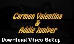 Video bokep Carmen Valentina Makan di Sofa terbaru 2018