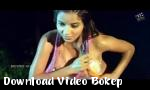 Nonton video bokep adegan romantis hot girl dalam hujan di Download Video Bokep