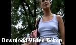 Film bokep Dia membujuknya untuk telanjang di taman umum Gratis - Download Video Bokep