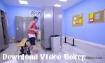 Download video bokep ty pelatih meniduri pria kecil di ruang ganti 3gp