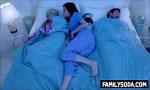 Video Bokep HD Orang tua memukul Putri ketika dia tidur terbaik