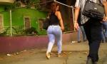 Video Bokep Culona madurita en la calle mp4