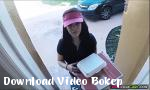 Video bokep Kimber Woods memberikan pizza dan poni tomer untuk gratis di Download Video Bokep