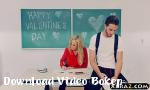 Video bokep online Guru yang dewasa Brandi Love mendapat dengan seora Mp4 gratis