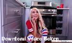 Download video bokep Kaus kaki Tube yang memakai blondie mengambil yang Mp4 gratis