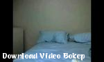 Nonton video bokep Gadis masturbasi dengan dildo kaca besar dan vibra gratis di Download Video Bokep