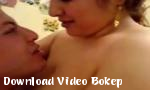 Indo bokep Dengan jubah lembut dan pelacur pengemudi dipasang Terbaru - Download Video Bokep