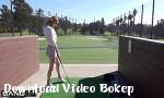 Bokep Video Nadya Nabakova menampilkan sy di lapangan golf mp4