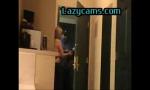 Nonton Bokep Pizza boy shoked more on Lazycams&period online