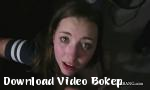 Download Video Bokep Cutie mendapat facefuck kasar tetapi tergantung di terbaik