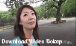 Download Video Bokep blowjob milf Asia di toilet umum terbaru