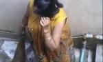 Film Bokep Peeping the neighbour aunty hot