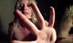 Download video Bokep Respectable lady GAGS HERSELF WITH FINGERS terbaru