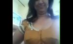 Bokep Hot Indian Aunty SHowing Big Boobs Opening Ble 3gp