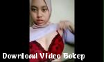 Nonton video bokep HD Jilbab polos yang berbahaya penuh  gt  gt https  t gratis