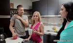 Bokep Xxx Irresistible blonde sister cing the guy - Kali Ros hot