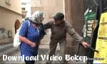 Download vidio Bokep HD Nenek jahat masih tahu untuk menyenangkan pria mp4