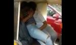 Nonton Video Bokep Indian Horny bees made-out in AutoRikshaw terbaru