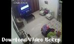 Nonton video bokep Hidden Cam Capture of Delhi Bhabhi saat Dressin Setelah Bath Bagian 2 3gp terbaru