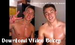 Video Bokep Online Vladimir Ganjin dan saudaranya menunjukkan tubuh m 2019