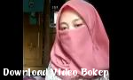 Download Vidio Bokep JILBAB MALU MALU TAPI PAMER MEMEK DAN TETE vert BI hot