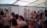 Vidio Bokep HD large group girls showering mp4