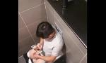 Video Bokep Hot encam toilet Vietnamese Boy Jerking Off terbaru