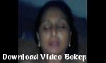 Download video bokep Indian Desi aunty mengisap dan fucking young guy  Wowmoyback 2018
