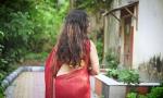 Video Bokep Hot Bhabhi in Saree showing stuff - Episode 1 3gp online