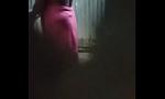 Download video Bokep Desi aunty bathing terbaru