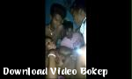 Nonton video bokep HD bibi desi dengan teman mp4