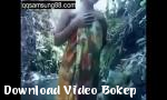 Download video bokep Ngintip Cewe Kampung Mandi Bugil terbaru