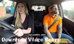 Video bokep indo Sekolah Mengemudi Palsu Instruktur palsu bercinta mobil panas dengan busty blonde minx Terbaru