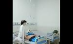 Nonton Bokep Online Asian Female Doctor Fucks Patient On Hospital Bed gratis