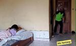 Nonton bokep HD Sex starved Bank managers wife cheats on hubby wit mp4
