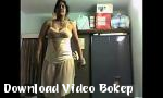 Nonton video bokep Desi Mom Tari Nude di Kamar Tidur - Download Video Bokep