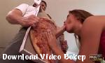 Download video Bokep Gigi Rivera Seseorang Pesan Pizza ayam besar terbaru