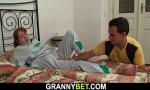 Download Vidio Bokep Injured 80 years old grandma takes it from behind terbaik