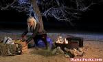 Nonton video bokep HD Stevie Shae licking some camp fire sy 3gp