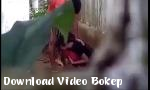 Video bokep Myanmar memata-matai seks pasangan muda di luar ru di Download Video Bokep