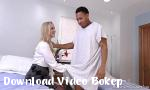 Video bokep Ya Dokter Milf Mp4