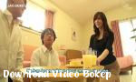 Video Bokep Langkah Jepang Mom menangkap anak Masturbasi full  - Download Video Bokep