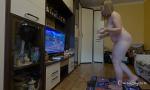 Nonton bokep HD Curvy MILF on a dancing pad hot