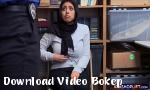 Video bokep Cewek pengutil lucu di hijab mendapat hukuman kaca terbaru di Download Video Bokep