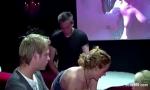 Video Bokep German Gangbang im Artemis in Berlin mit vielen Le gratis