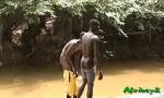 Nonton Film Bokep negros africanos tomando banho e se sarrando no ri terbaru 2019