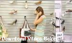 Video bokep online Putriku Kacau Di Toko Sepatu di Download Video Bokep